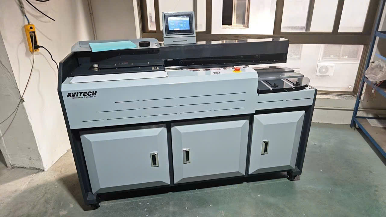 MÁY VÔ KEO GÁY SÁCH F15